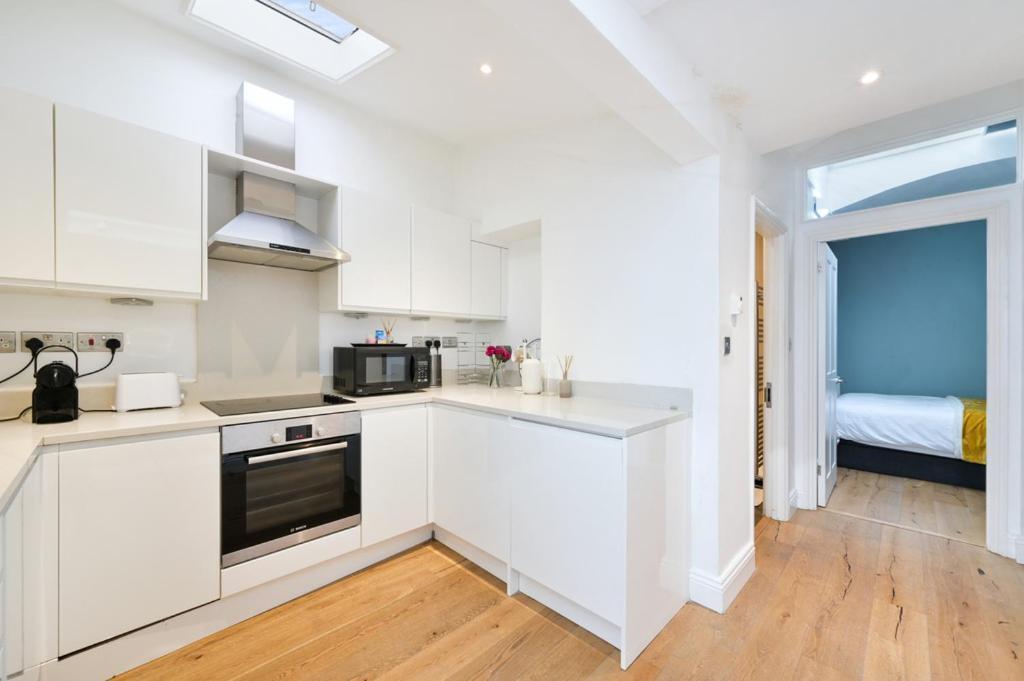 Cozy Hideaway In South Ken! Leilighet London Eksteriør bilde